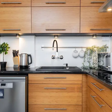 Monochrome Downtown Apartament Warszawa