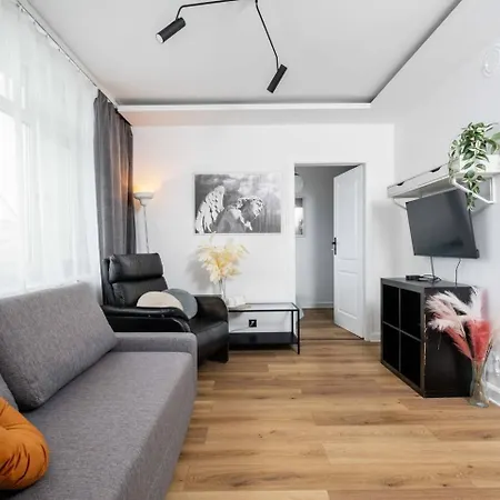 Monochrome Downtown * Warszawa