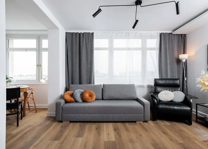 Monochrome Downtown Apartament